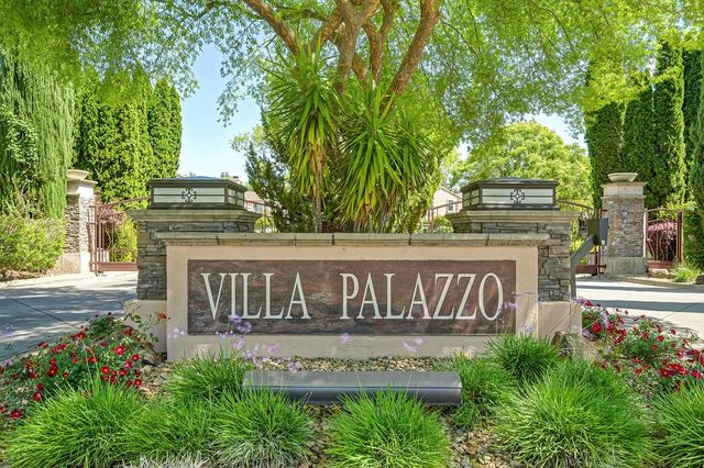 11 Venezia Ct, Sacramento, CA 95831