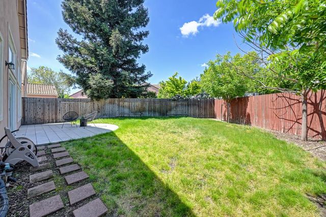 11 Venezia Ct, Sacramento, CA 95831