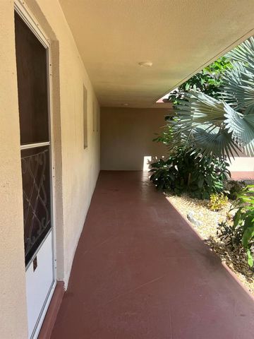 504 Davis Road 95, Palm Springs, FL 33461