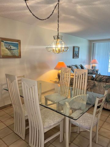 504 Davis Road 95, Palm Springs, FL 33461