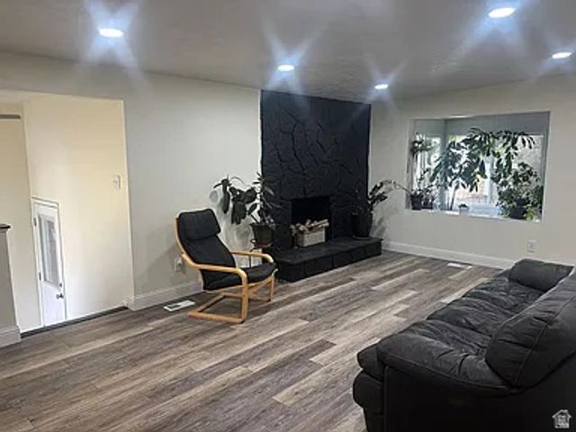 1251 W ANDREW AVE, Salt Lake City, UT 84104