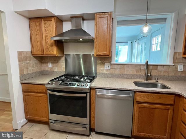 10710 JAMAICA DR, Silver Spring, MD 20902