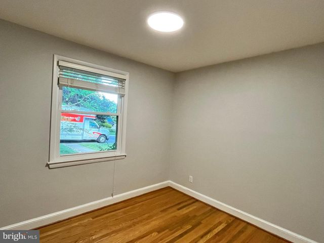 10710 JAMAICA DR, Silver Spring, MD 20902