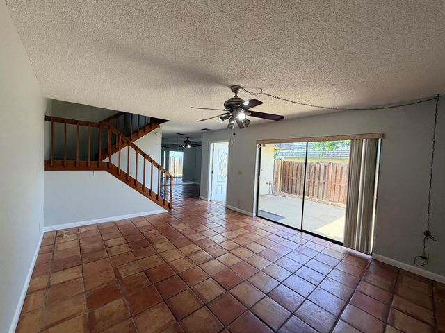 37 LAKE ARBOR Drive, Palm Springs, FL 33461