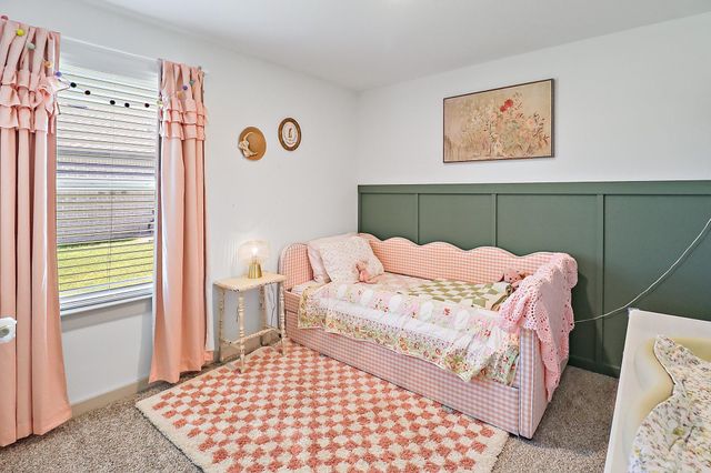 407 Turtle Oak Lane, Baytown, TX 77523