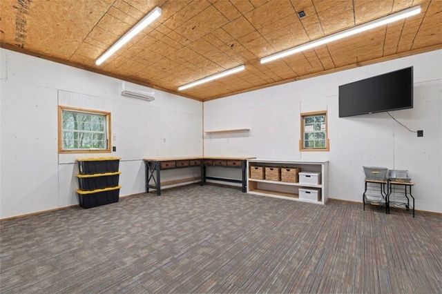 320 Lee Ann Way, Prairie Grove, AR 72753