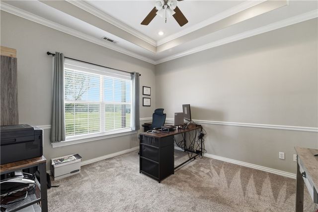 320 Lee Ann Way, Prairie Grove, AR 72753