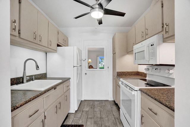 1475 SE 15th Street 111, Fort Lauderdale, FL 33316