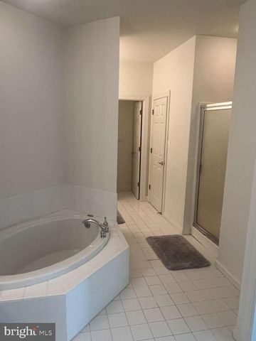 3005 BLACKBERRY LN, Prince Frederick, MD 20678
