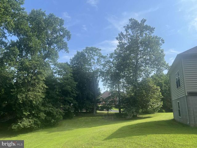 3005 BLACKBERRY LN, Prince Frederick, MD 20678