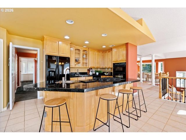 15513 Se 39TH Cir, Vancouver, WA 98683