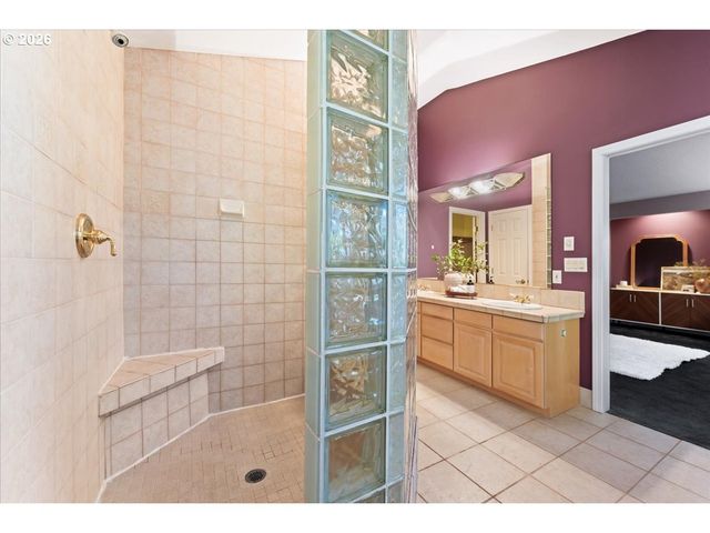 15513 Se 39TH Cir, Vancouver, WA 98683