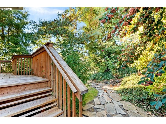 15513 Se 39TH Cir, Vancouver, WA 98683
