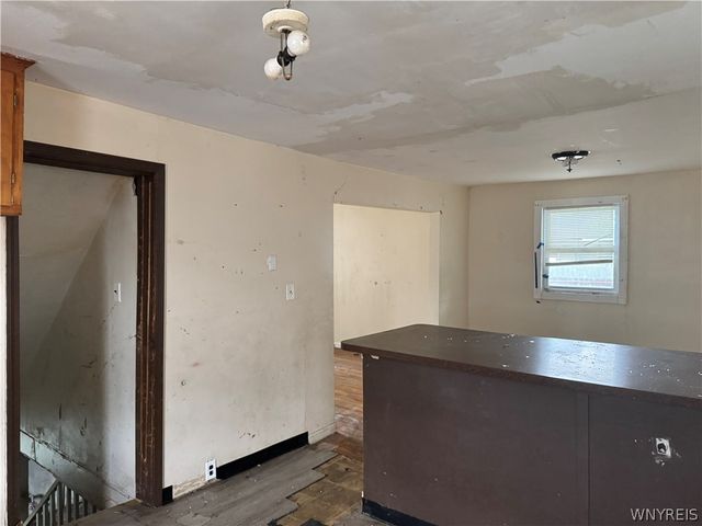 2405 Michigan Avenue, Niagara Falls, NY 14305