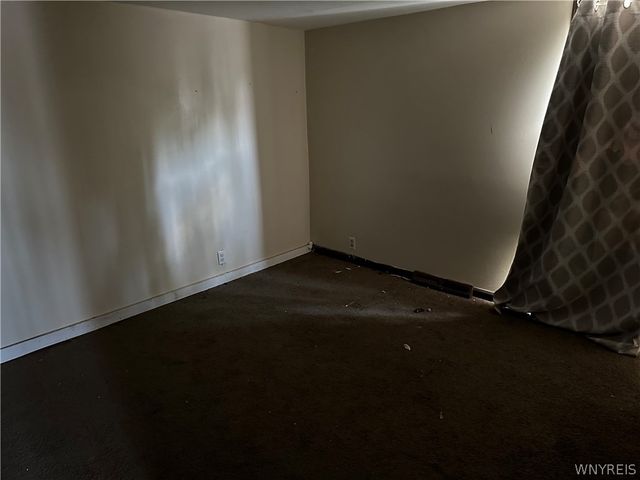 2405 Michigan Avenue, Niagara Falls, NY 14305