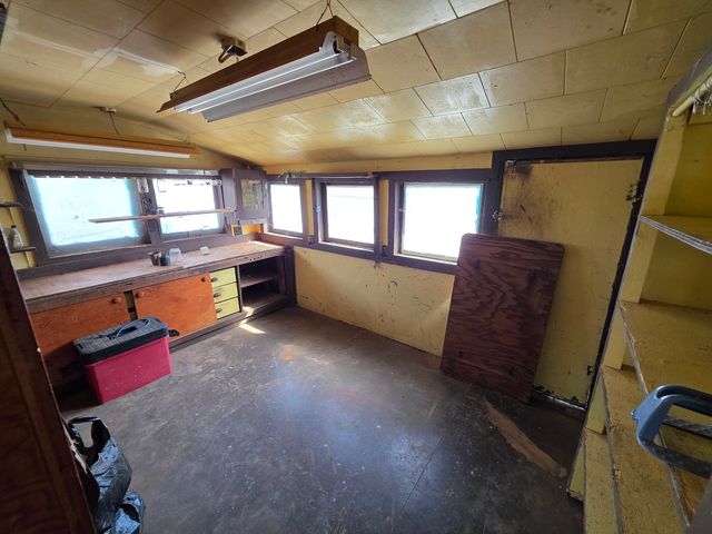 2313 N 7th Street, Clinton, IA 52732