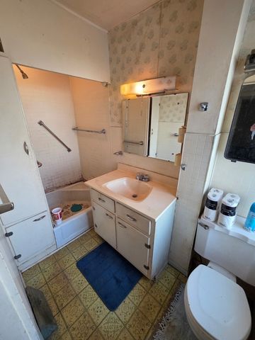 2313 N 7th Street, Clinton, IA 52732