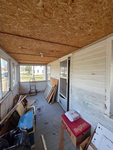 2313 N 7th Street, Clinton, IA 52732