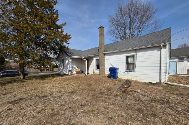 2313 N 7th Street, Clinton, IA 52732