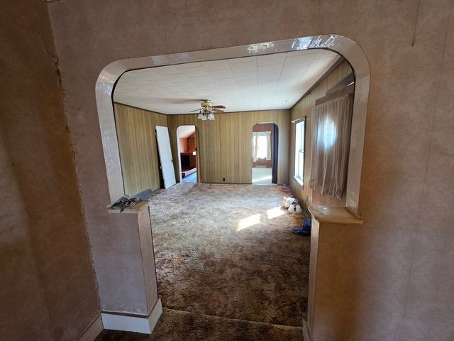 2313 N 7th Street, Clinton, IA 52732