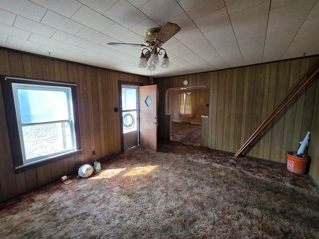 2313 N 7th Street, Clinton, IA 52732