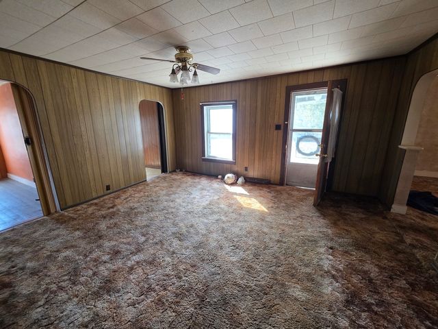 2313 N 7th Street, Clinton, IA 52732