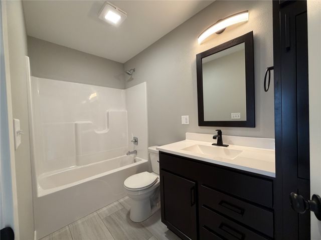 57 Kinsey Street, North Liberty, IA 52317