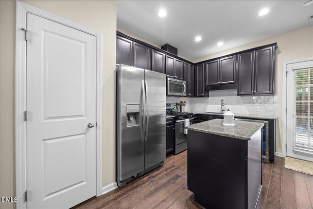 690 Wickham Ridge Road, Apex, NC 27539