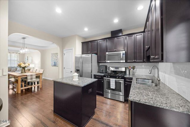 690 Wickham Ridge Road, Apex, NC 27539