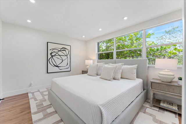 840 NE 20th Drive, Wilton Manors, FL 33305