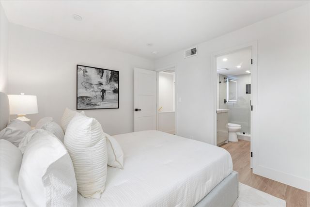 840 NE 20th Drive, Wilton Manors, FL 33305