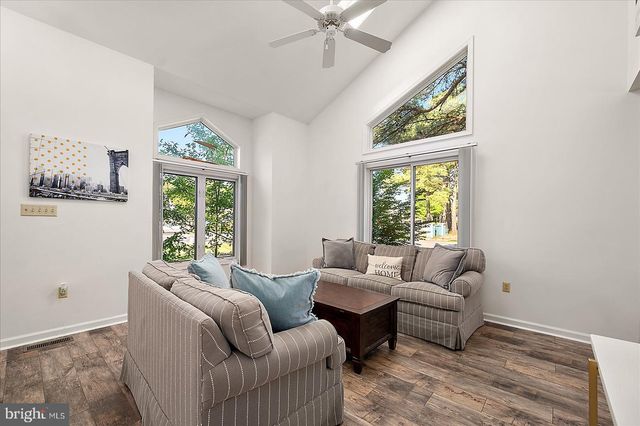 369 OCEAN PKWY, Ocean Pines, MD 21811