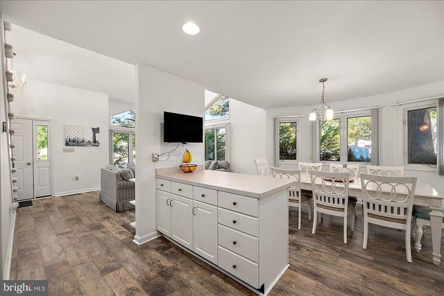 369 OCEAN PKWY, Ocean Pines, MD 21811