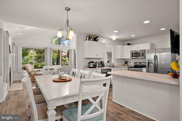 369 OCEAN PKWY, Ocean Pines, MD 21811