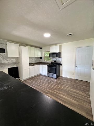 2817 Birch Avenue, Granite City, IL 62040