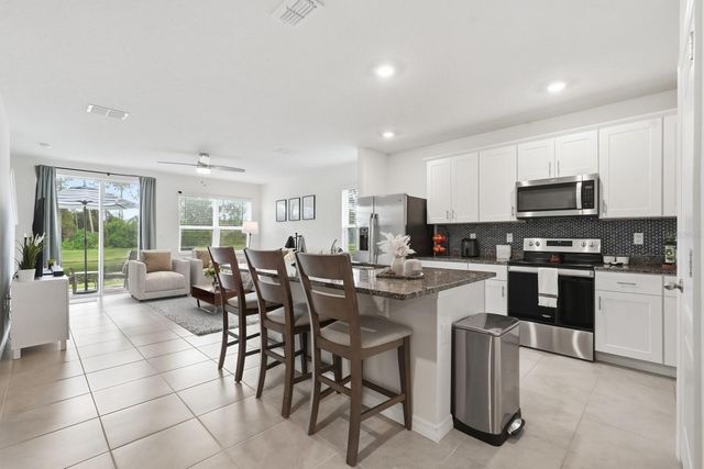 60 BELLA LAGO CIRCLE, Port Orange, FL 32129