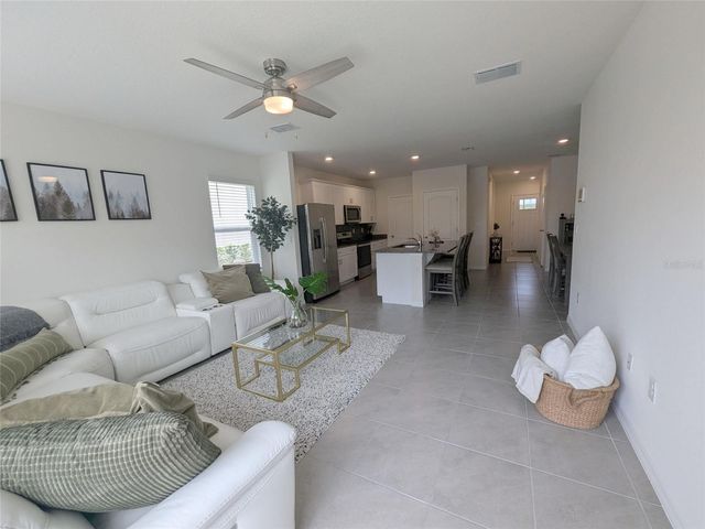60 BELLA LAGO CIRCLE, Port Orange, FL 32129