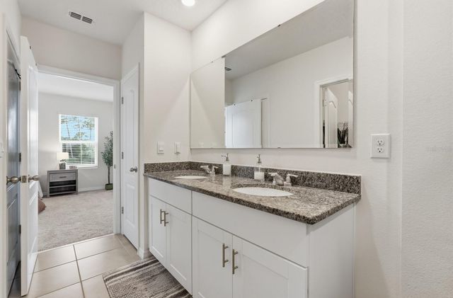 60 BELLA LAGO CIRCLE, Port Orange, FL 32129