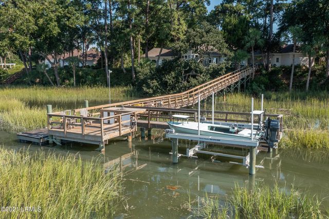 24 Tabby Point Lane, Okatie, SC 29909