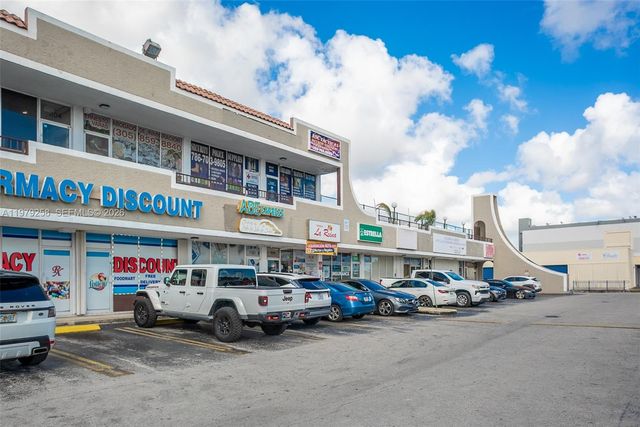 7159 Sw 8 Street, Miami, FL 33144