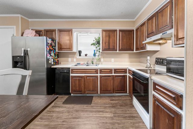 712 Upchurch Street, Bald Knob, AR 72010