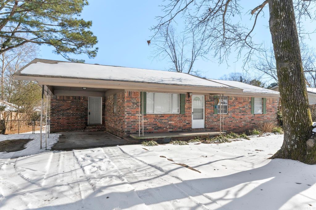 712 Upchurch Street, Bald Knob, AR 72010