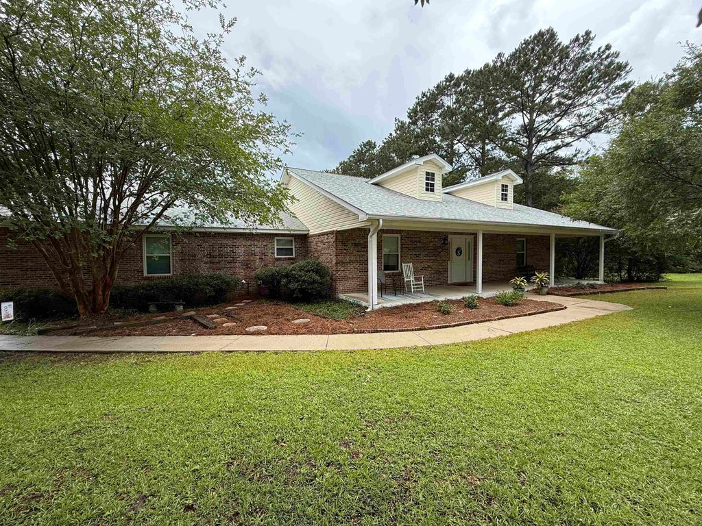 433 Frances Drive, Havana, FL 32333