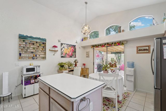 8362 W MELINDA Lane, Peoria, AZ 85382