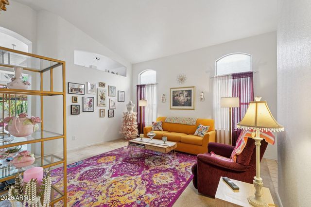 8362 W MELINDA Lane, Peoria, AZ 85382