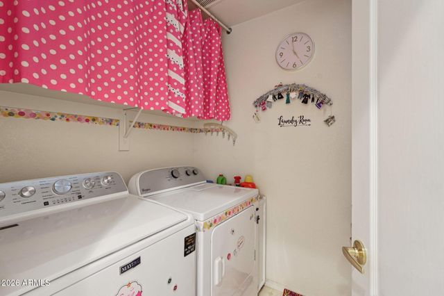 8362 W MELINDA Lane, Peoria, AZ 85382