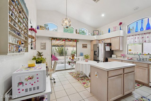 8362 W MELINDA Lane, Peoria, AZ 85382