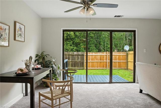 121 Windsor Pines Way Apt J, Newport News, VA 23608