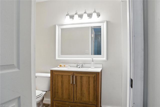 121 Windsor Pines Way Apt J, Newport News, VA 23608