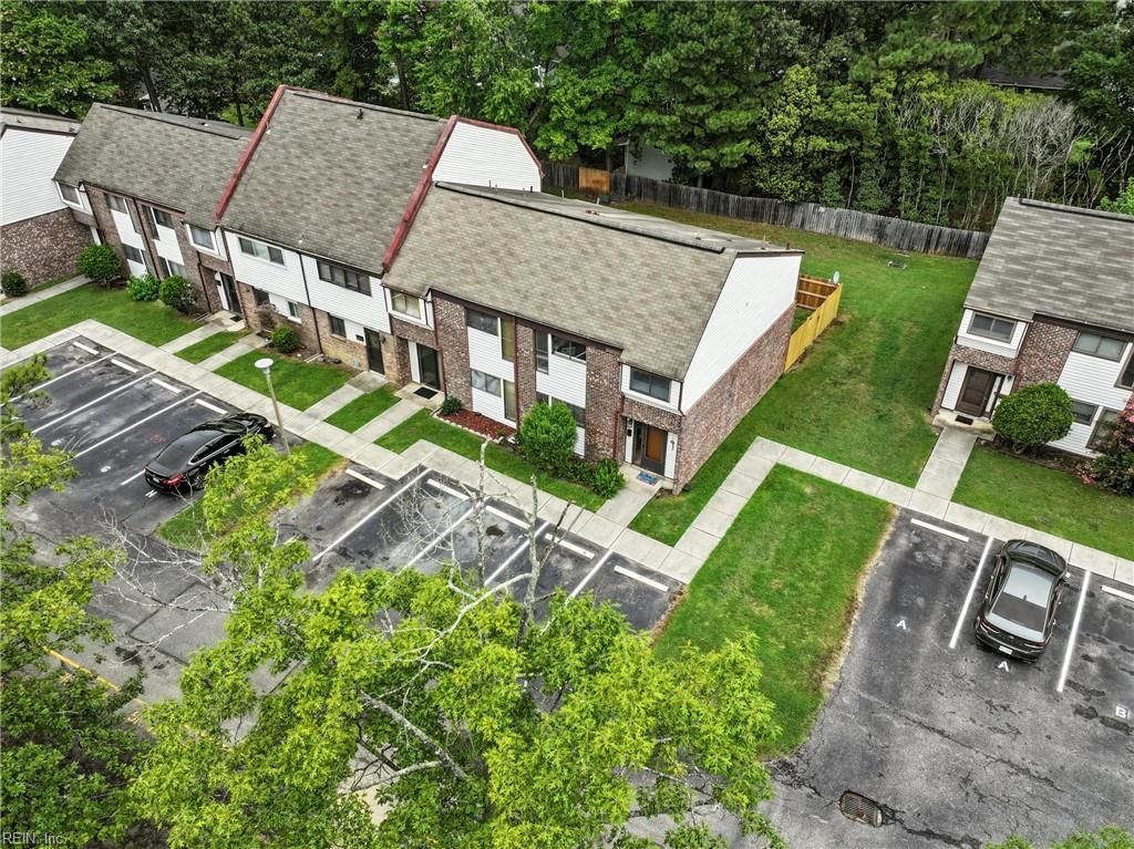 121 Windsor Pines Way Apt J, Newport News, VA 23608